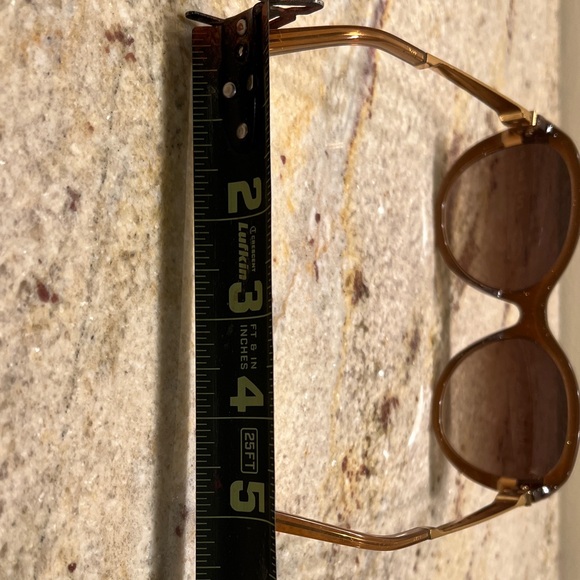 Louis Vuitton Petit Soupçon CatEye Sunglasses - Picture 10 of 16